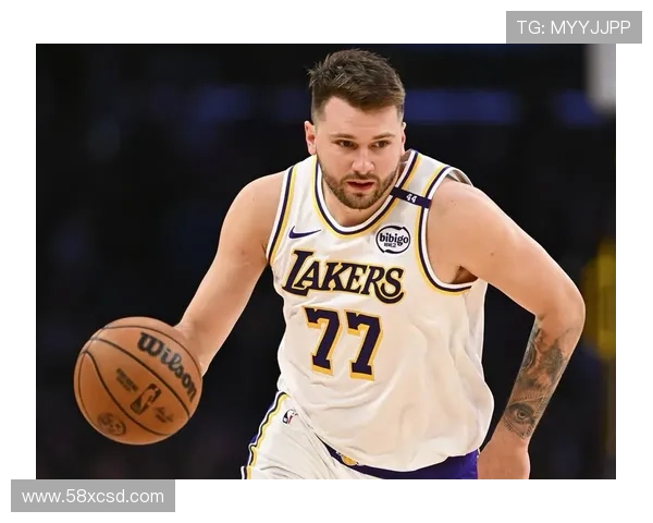 东契奇伤退湖人轮换调整詹皇里夫斯接力 东契奇伤退湖人轮换调整詹皇里夫斯接力